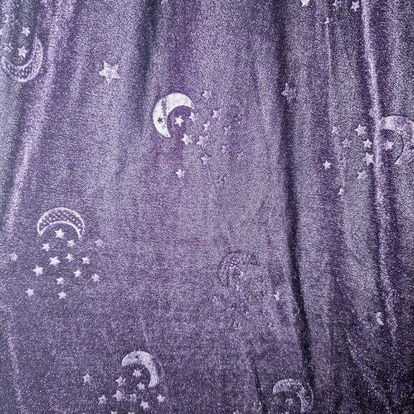 Spirit Plus Purple Velvet Cape - Picture 3 of 7